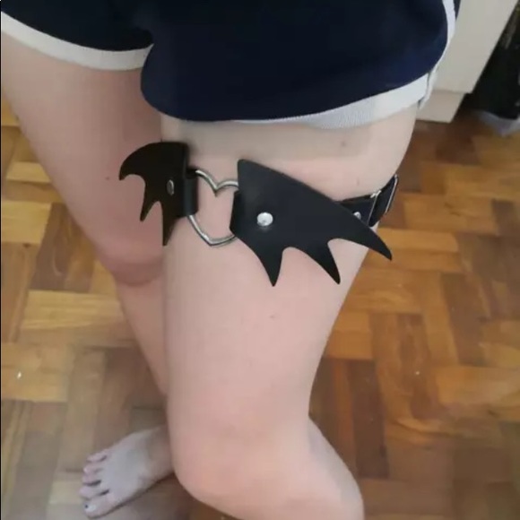 2 Sexy Heart LegChain Cosplay Elastic Thigh Garter - Picture 6 of 11